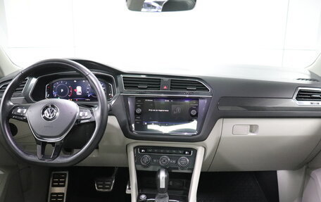 Volkswagen Tiguan II, 2020 год, 3 153 000 рублей, 5 фотография