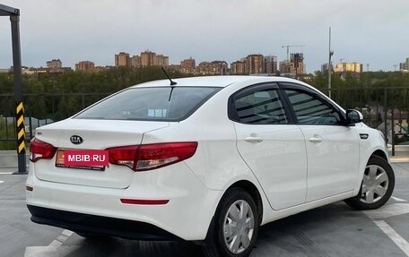 KIA Rio III рестайлинг, 2015 год, 940 000 рублей, 5 фотография