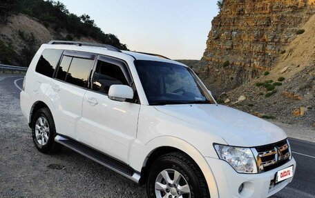 Mitsubishi Pajero IV, 2011 год, 2 449 000 рублей, 5 фотография
