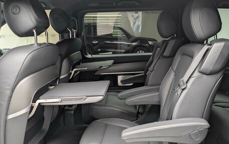 Mercedes-Benz V-Класс, 2024 год, 18 490 000 рублей, 8 фотография
