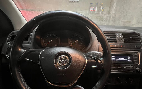 Volkswagen Polo VI (EU Market), 2018 год, 820 000 рублей, 5 фотография