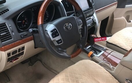 Toyota Land Cruiser 200, 2013 год, 3 850 000 рублей, 3 фотография