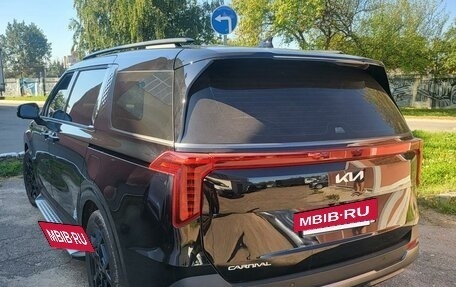 KIA Carnival, 2024 год, 6 900 000 рублей, 3 фотография