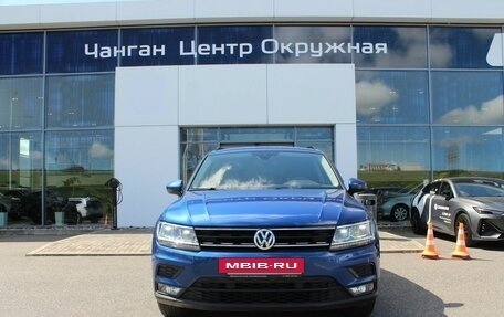 Volkswagen Tiguan II, 2020 год, 2 639 000 рублей, 2 фотография