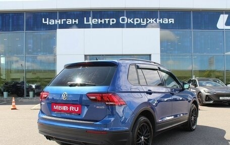 Volkswagen Tiguan II, 2020 год, 2 639 000 рублей, 6 фотография