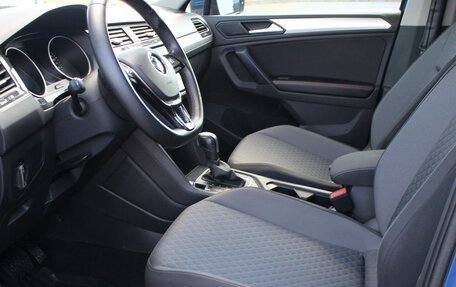 Volkswagen Tiguan II, 2020 год, 2 639 000 рублей, 8 фотография