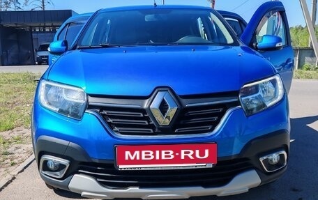Renault Logan II, 2020 год, 1 250 000 рублей, 6 фотография