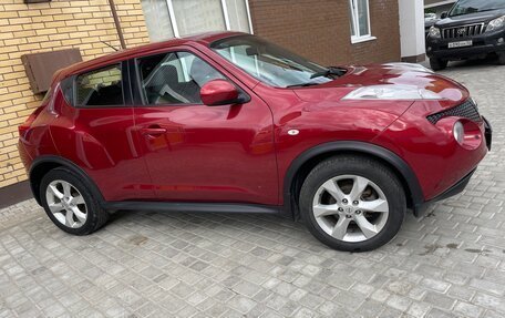 Nissan Juke II, 2011 год, 1 000 000 рублей, 11 фотография