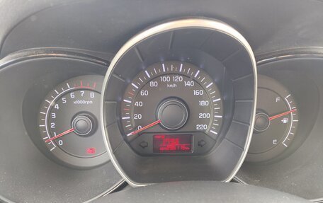 KIA Rio III рестайлинг, 2012 год, 830 000 рублей, 11 фотография