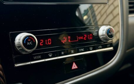 Mitsubishi Outlander III рестайлинг 3, 2020 год, 2 499 900 рублей, 31 фотография