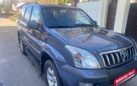 Toyota Land Cruiser Prado 120 рестайлинг, 2008 год, 2 100 000 рублей, 2 фотография