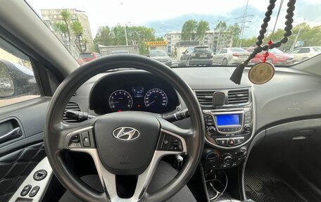 Hyundai Solaris II рестайлинг, 2012 год, 780 000 рублей, 4 фотография