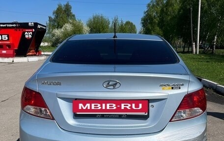 Hyundai Solaris II рестайлинг, 2012 год, 780 000 рублей, 2 фотография