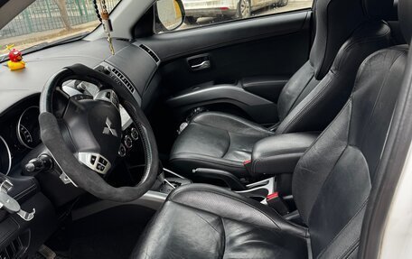 Mitsubishi Outlander III рестайлинг 3, 2011 год, 1 150 000 рублей, 11 фотография