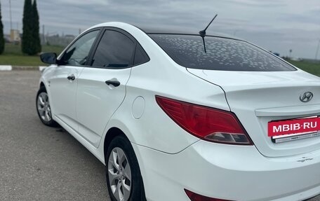 Hyundai Solaris II рестайлинг, 2015 год, 850 000 рублей, 4 фотография