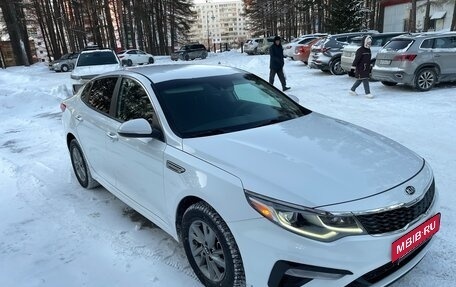 KIA Optima IV, 2018 год, 1 890 000 рублей, 3 фотография