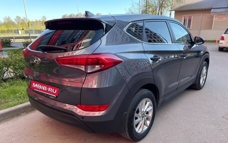 Hyundai Tucson III, 2018 год, 1 850 000 рублей, 6 фотография