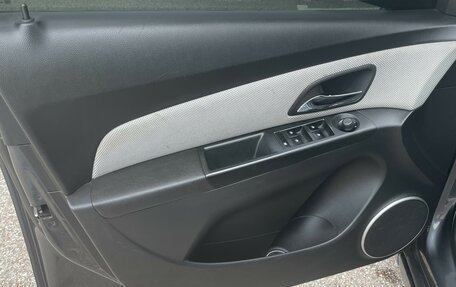 Chevrolet Cruze II, 2011 год, 840 000 рублей, 18 фотография