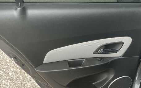 Chevrolet Cruze II, 2011 год, 840 000 рублей, 19 фотография
