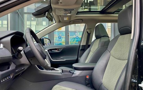 Toyota RAV4, 2024 год, 4 350 000 рублей, 17 фотография