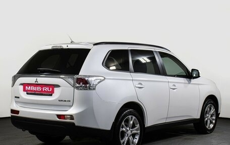 Mitsubishi Outlander III рестайлинг 3, 2014 год, 1 797 000 рублей, 5 фотография