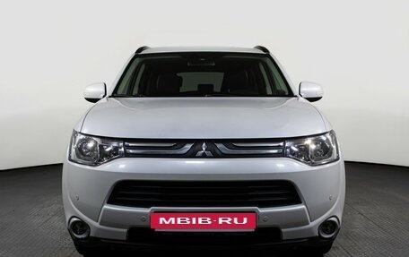Mitsubishi Outlander III рестайлинг 3, 2014 год, 1 797 000 рублей, 2 фотография