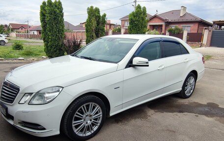 Mercedes-Benz E-Класс, 2010 год, 1 800 000 рублей, 3 фотография