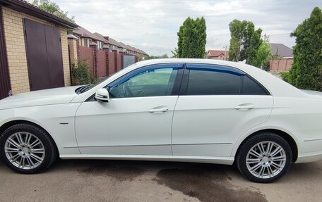 Mercedes-Benz E-Класс, 2010 год, 1 800 000 рублей, 4 фотография