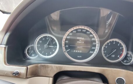 Mercedes-Benz E-Класс, 2010 год, 1 800 000 рублей, 9 фотография