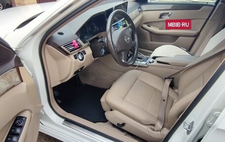 Mercedes-Benz E-Класс, 2010 год, 1 800 000 рублей, 10 фотография
