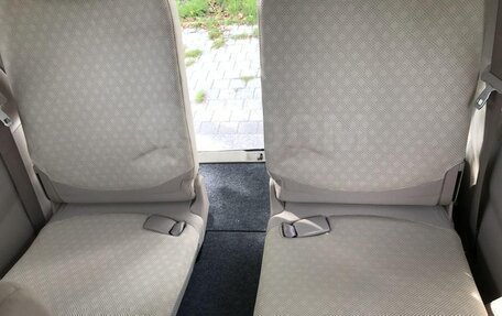Toyota Sienta I, 2010 год, 860 000 рублей, 9 фотография