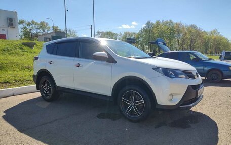 Toyota RAV4, 2013 год, 1 560 000 рублей, 10 фотография