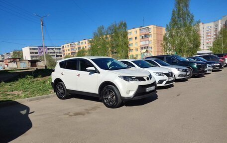 Toyota RAV4, 2013 год, 1 560 000 рублей, 3 фотография