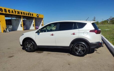 Toyota RAV4, 2013 год, 1 560 000 рублей, 13 фотография