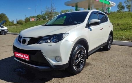 Toyota RAV4, 2013 год, 1 560 000 рублей, 12 фотография