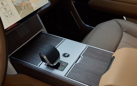 Land Rover Range Rover IV рестайлинг, 2025 год, 25 800 000 рублей, 17 фотография
