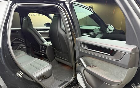 Porsche Cayenne III, 2025 год, 23 870 000 рублей, 33 фотография