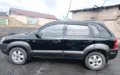 Hyundai Tucson III, 2005 год, 820 000 рублей, 1 фотография
