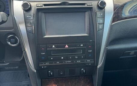 Toyota Camry, 2015 год, 1 850 000 рублей, 5 фотография