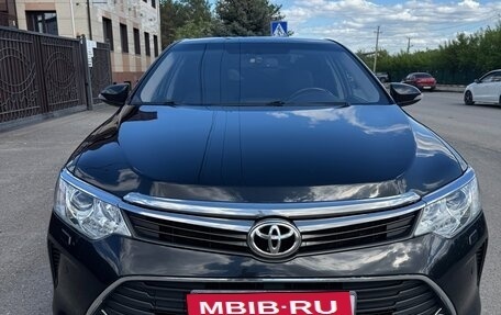 Toyota Camry, 2015 год, 1 850 000 рублей, 10 фотография