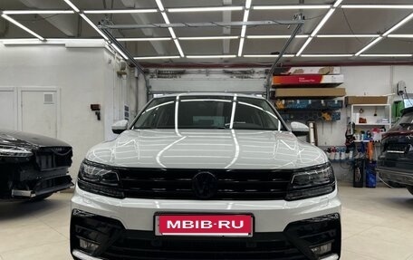 Volkswagen Tiguan II, 2019 год, 3 850 000 рублей, 16 фотография