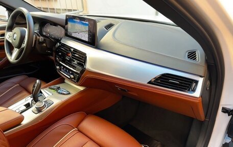 BMW 5 серия, 2022 год, 7 900 000 рублей, 34 фотография