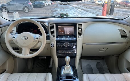 Infiniti FX II, 2009 год, 1 750 000 рублей, 12 фотография