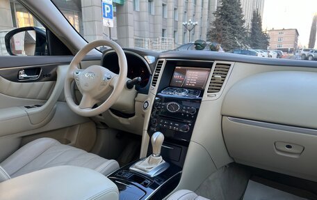 Infiniti FX II, 2009 год, 1 750 000 рублей, 13 фотография