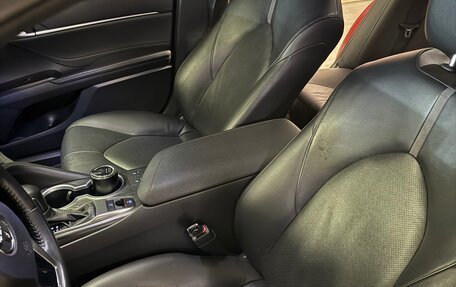 Toyota Camry, 2021 год, 3 200 000 рублей, 8 фотография
