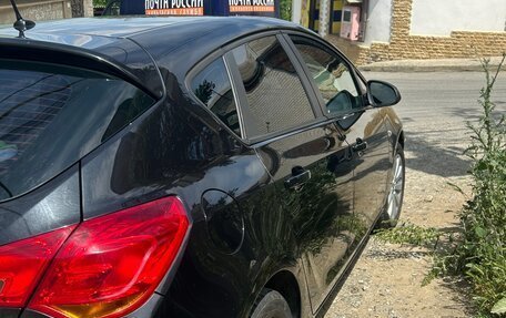 Opel Astra J, 2010 год, 635 000 рублей, 13 фотография