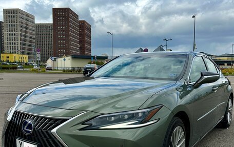 Lexus ES VII, 2022 год, 5 100 000 рублей, 1 фотография