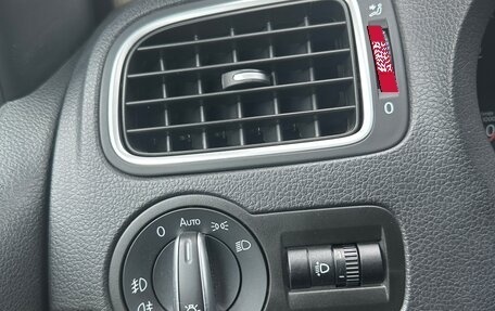 Volkswagen Polo VI (EU Market), 2015 год, 1 500 000 рублей, 24 фотография