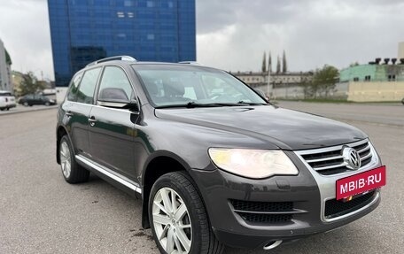 Volkswagen Touareg III, 2007 год, 1 090 000 рублей, 7 фотография