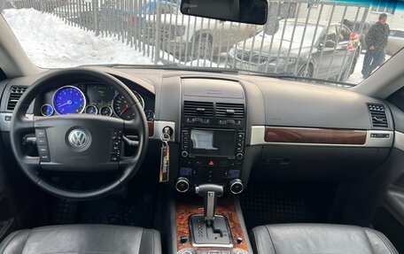 Volkswagen Touareg III, 2007 год, 1 090 000 рублей, 23 фотография